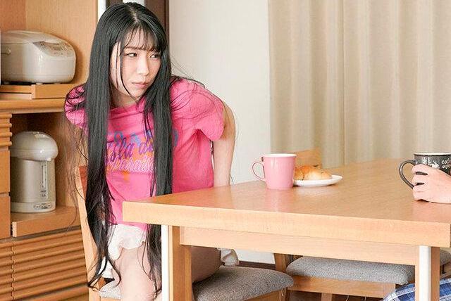 弟が姉の尻に欲情し感度を上げる液体を注入し、関係が歪む。知らぬ間に体を支配され力が弟側に完全に移り変わっていく♡