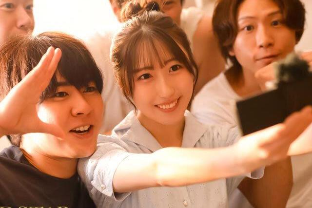 格安シェアハウスに入ったウブな女子大生は、男たちに毎日体をむさぼられる。敏感な乳首を弄ばれ、快楽漬けにされていく感覚が徐々に彼女を支配していく♡