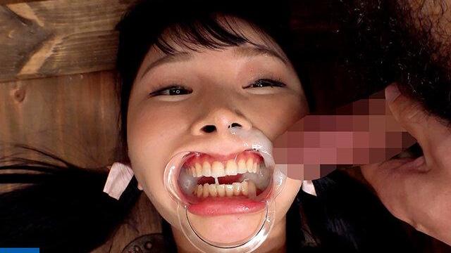 裏便所少女の臭い性処理拘束♡おぢさん次々生挿入ザーメン逆流、タン汁小便ガブ飲み廃棄♡