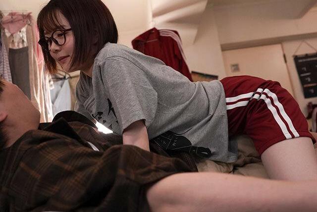 幼なじみの喪女ニートが彼氏ができたのに豹変して襲いかかってくる♡相性が良すぎてやめられず罪悪感と快楽の間で使用済みコンドームが増え続ける！