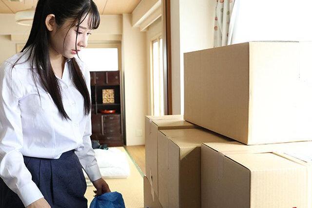 夫の運送会社に雇われた中年男が妻に近づき人手不足の職場で徐々にエスカレートする理不尽な欲望に屈服していく衝撃のNTRを収録！