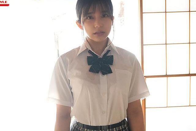 あの夏おじさんたちの濃い涎とおち●ち●に心も体も飲み込まれ♡必死に舐め腰振りびしょ濡れ感じ続けた忘れられないニガい夏♡