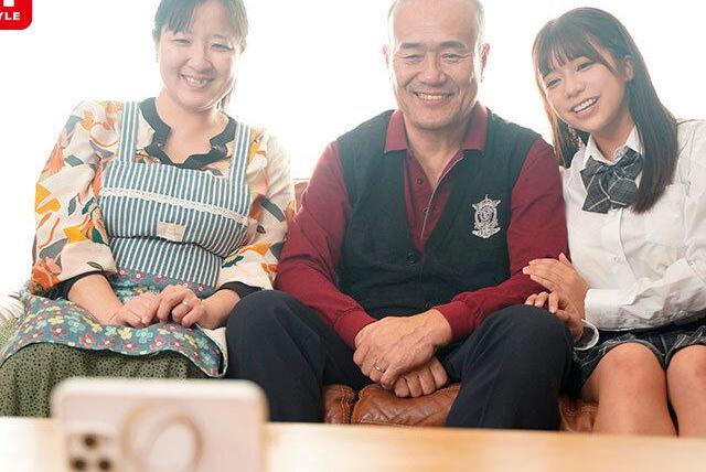 再婚義父の覗き興奮淫行♡毒親母の突き放しで自ら求め、頼る相手ない義娘の渇望♡